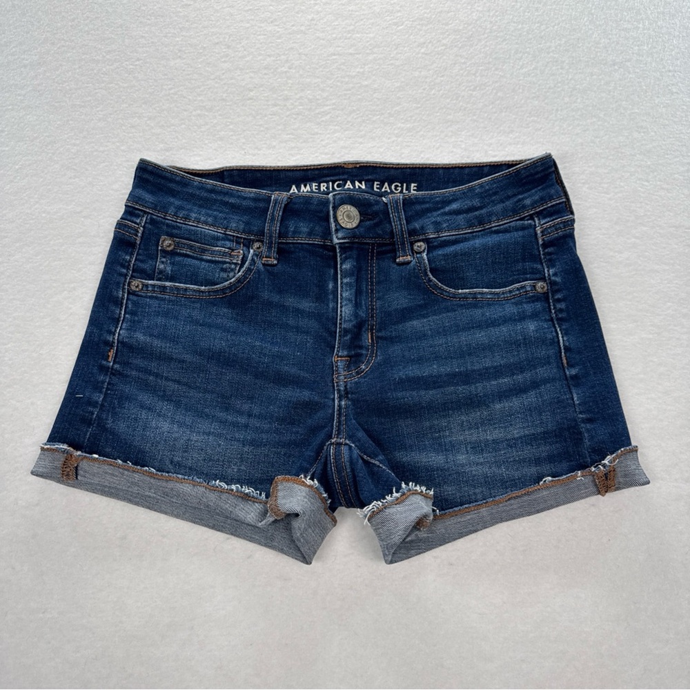 American Eagle Low Rise Jean Shorts Womens 2 Cut Off Raw Hem Cuffed EUC